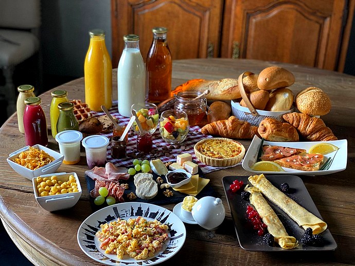 https://www.timetobreakfast.be/wp-content/uploads/2021/04/time-to-breakfast-livraison-de-petit-dejeuner-region-de-liege-time-to-breakfast-family.jpg